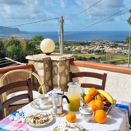 Casa Vacanza Vista Mare 库斯托纳奇 外观 照片